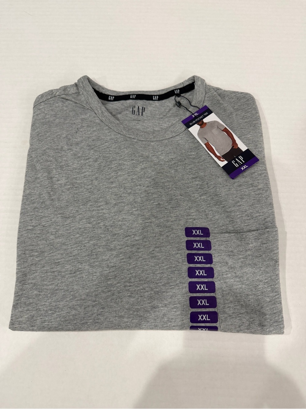 GAP Men's Short-Sleeve Crew Pocket Tee - Light Gray